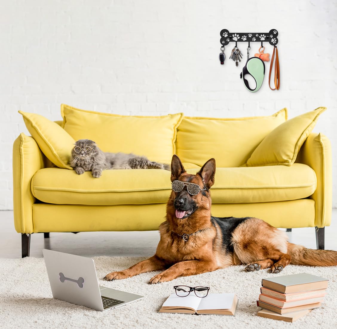 Dog Leash Holder Wall, Dog Leash Hanger Pet Leash Hook Bone and Paw Design - Unique Metal Key Holder for Wall - Decorative Dog L